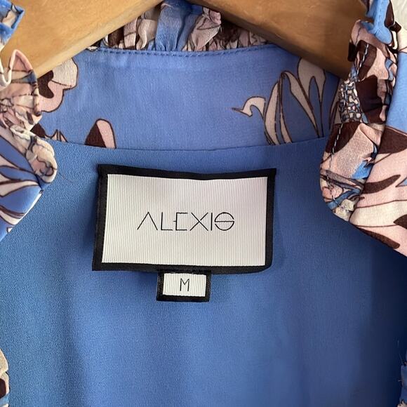 Alexis Melyssa Wrap Dress in Blue Floral - Picture 5 of 15